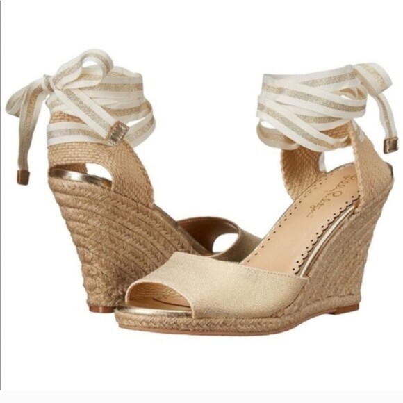 Lilly Pulitzer Alyssa Wedge Metallic Sandal  in Cream / Gold 9.5 - Picture 1 of 9